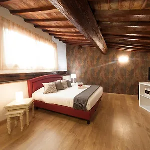 La Porta Del Paradiso Oda ve Kahvaltı Floransa